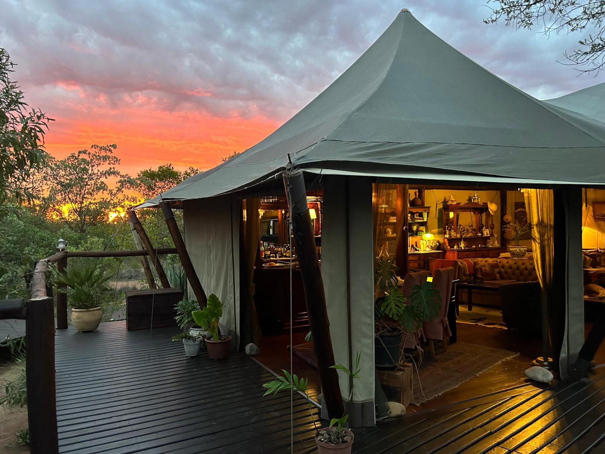 Out In Africa Wildlife Lodge Hammanskraal Zewnętrze zdjęcie